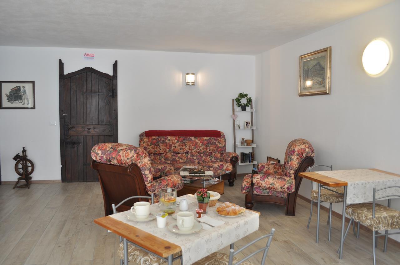 Il Girasole Hotel Saint-Vincent Luaran gambar